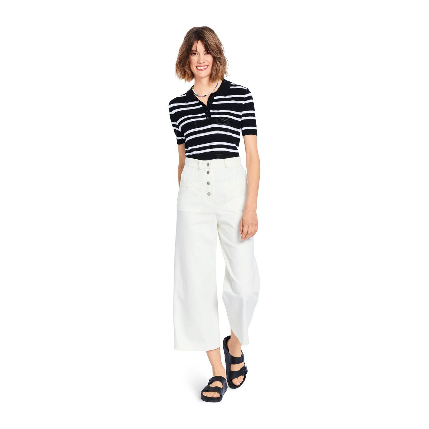 burda style Schnittmuster 5735: Leinenhose und 7/8-Jeans, Modellfoto 3