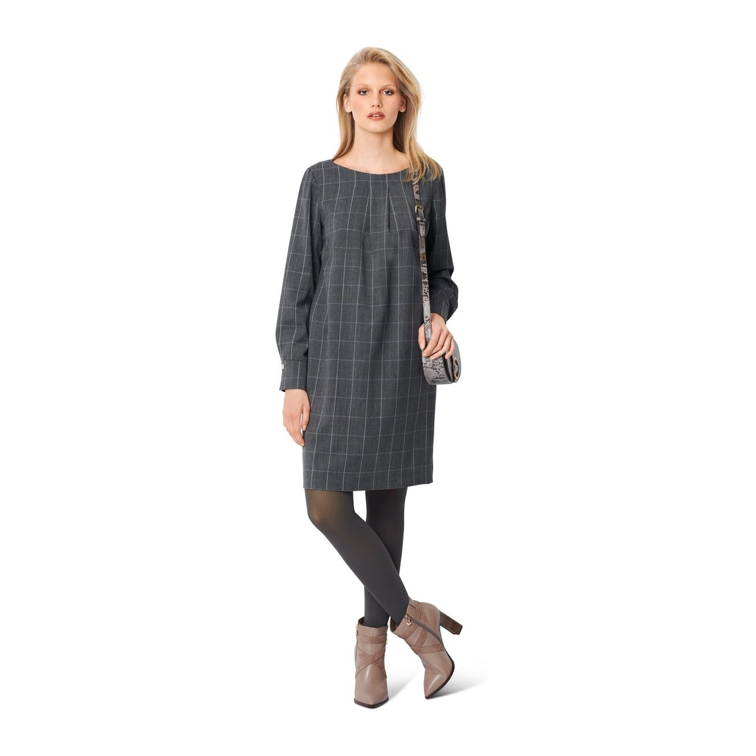 burda style Schnittmuster 6077: Kleid und Bluse mit Manschetten, Modellfoto 2