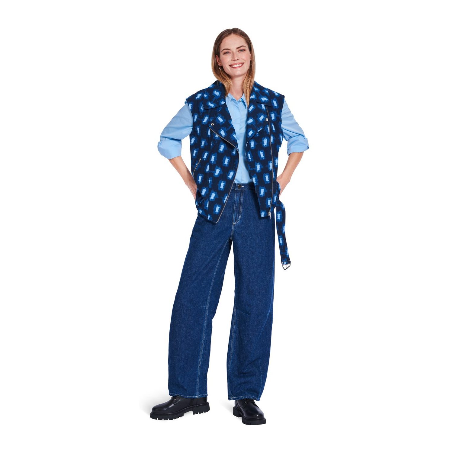 burda style Schnittmuster 5714: Bikerweste und Wollweste, Modellfoto