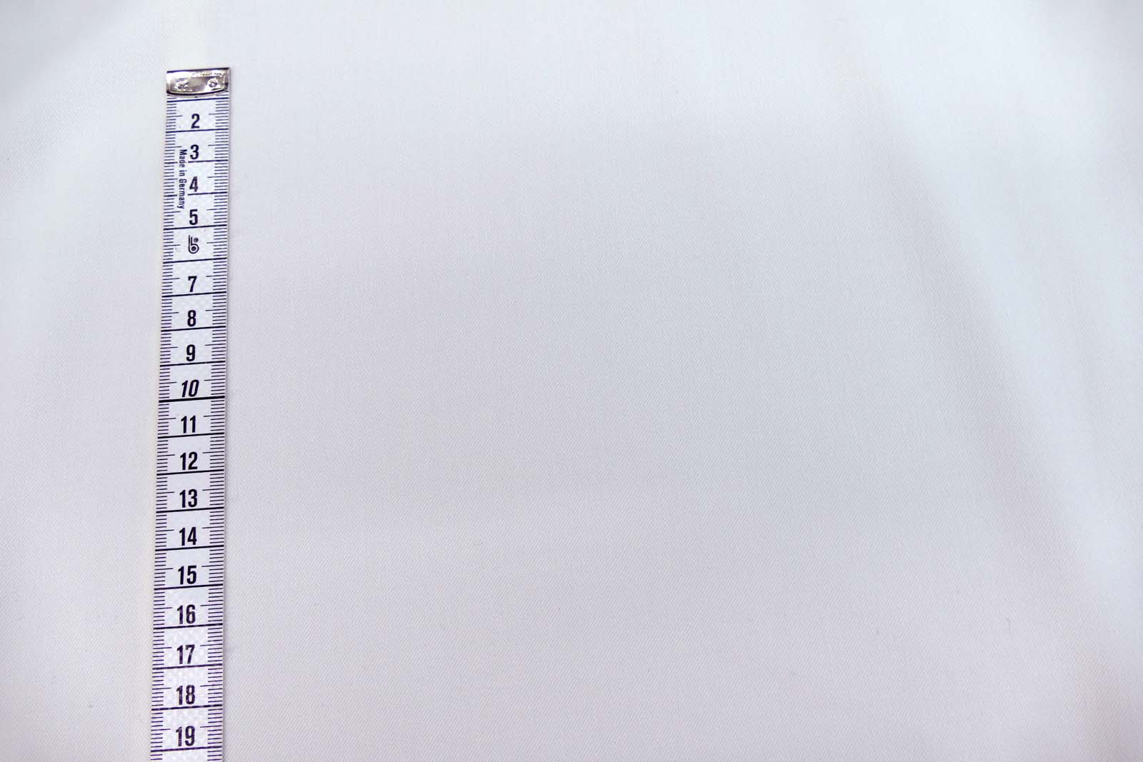 Satin Royal weiß 002