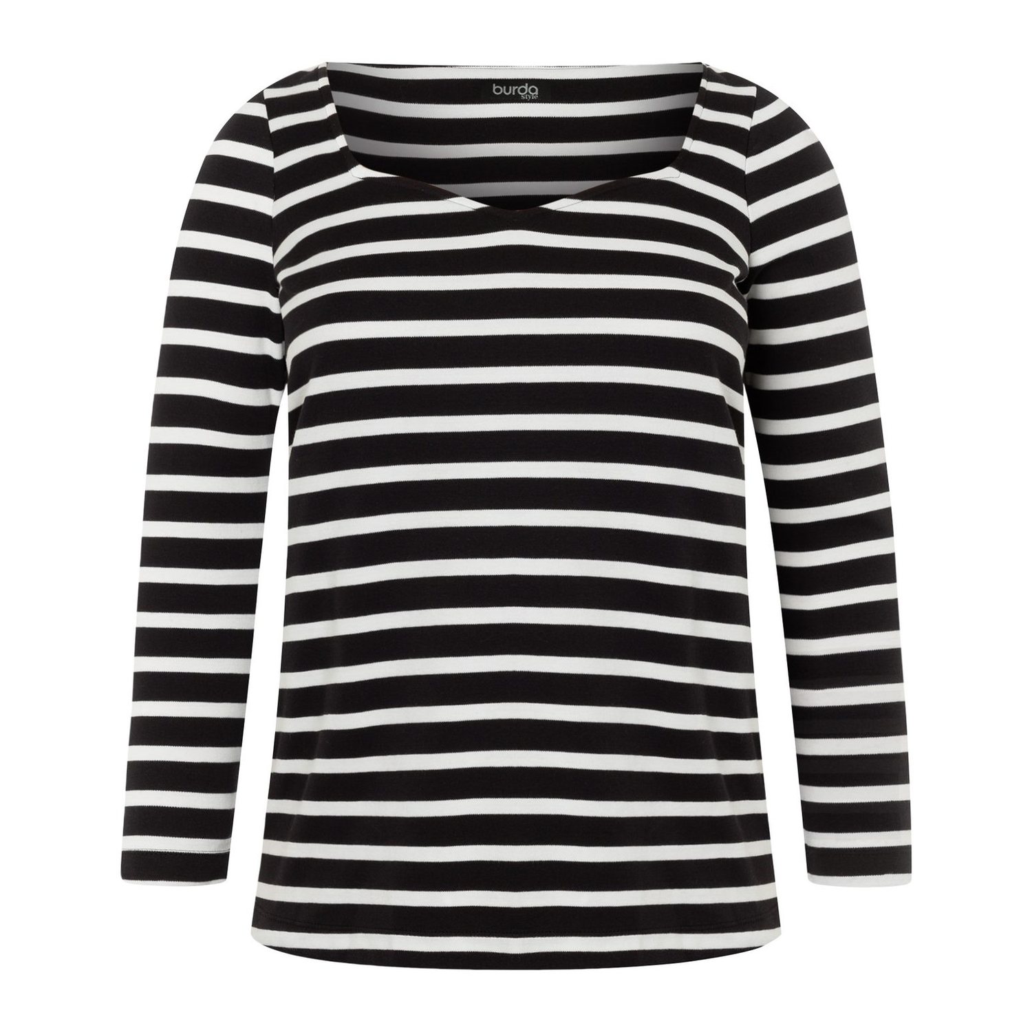 burda style Schnittmuster 5731: Shirts mit Herzausschnitt und Karree, Modellfoto 2