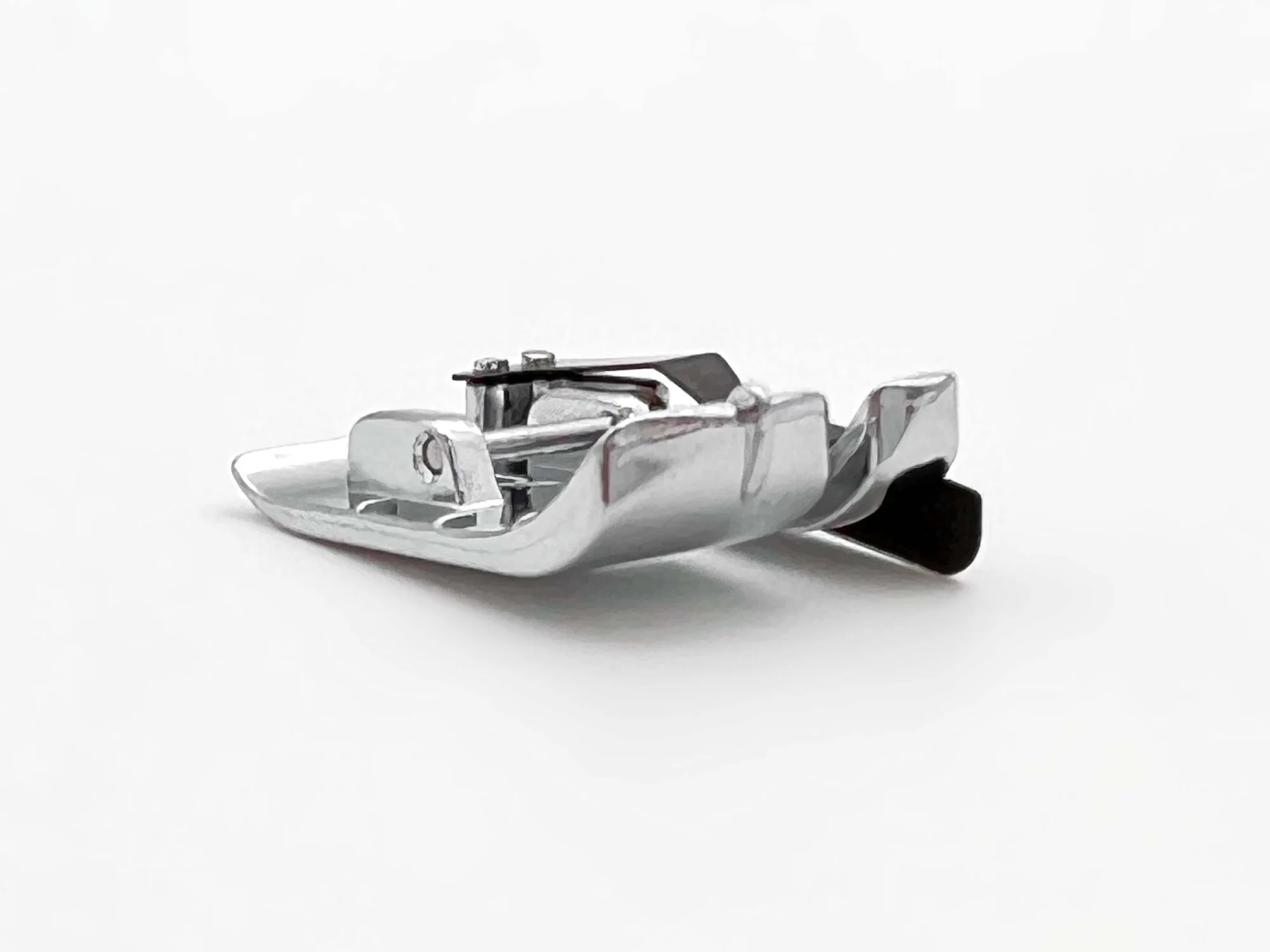 Elna 1/4 Inch-Saum- und Geradstichfuß (O), Ansicht 2