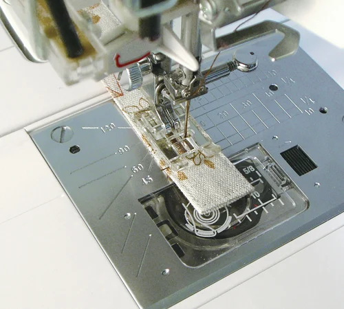 Janome Transparenter Knopflochfuß B 9 mm