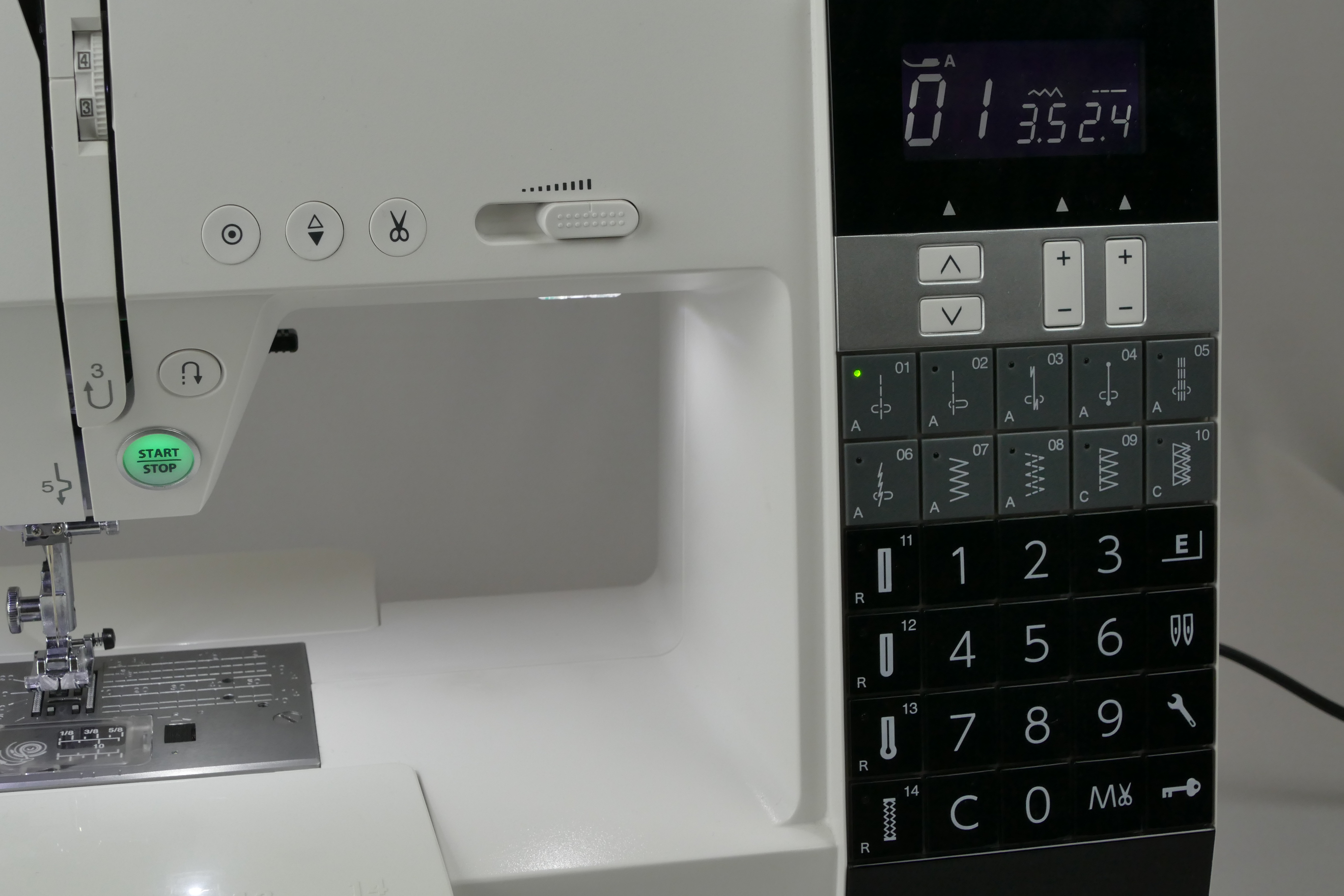 Janome DC7100