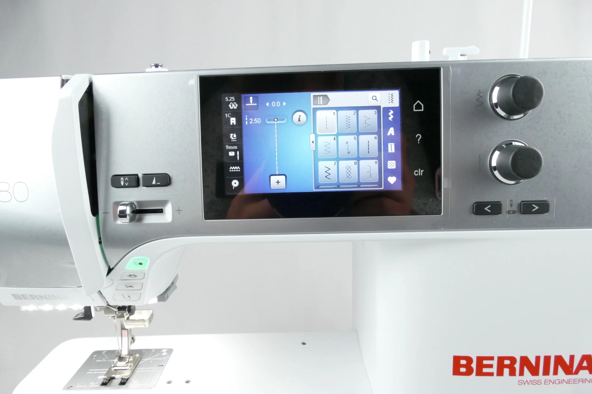 Bernina B 480 (Gen. 2), Ansicht 4
