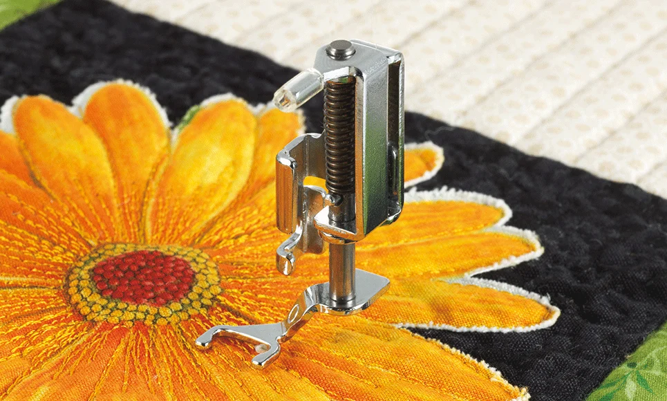 Brother Quilt-Applikationsfuß offen 7 mm F061