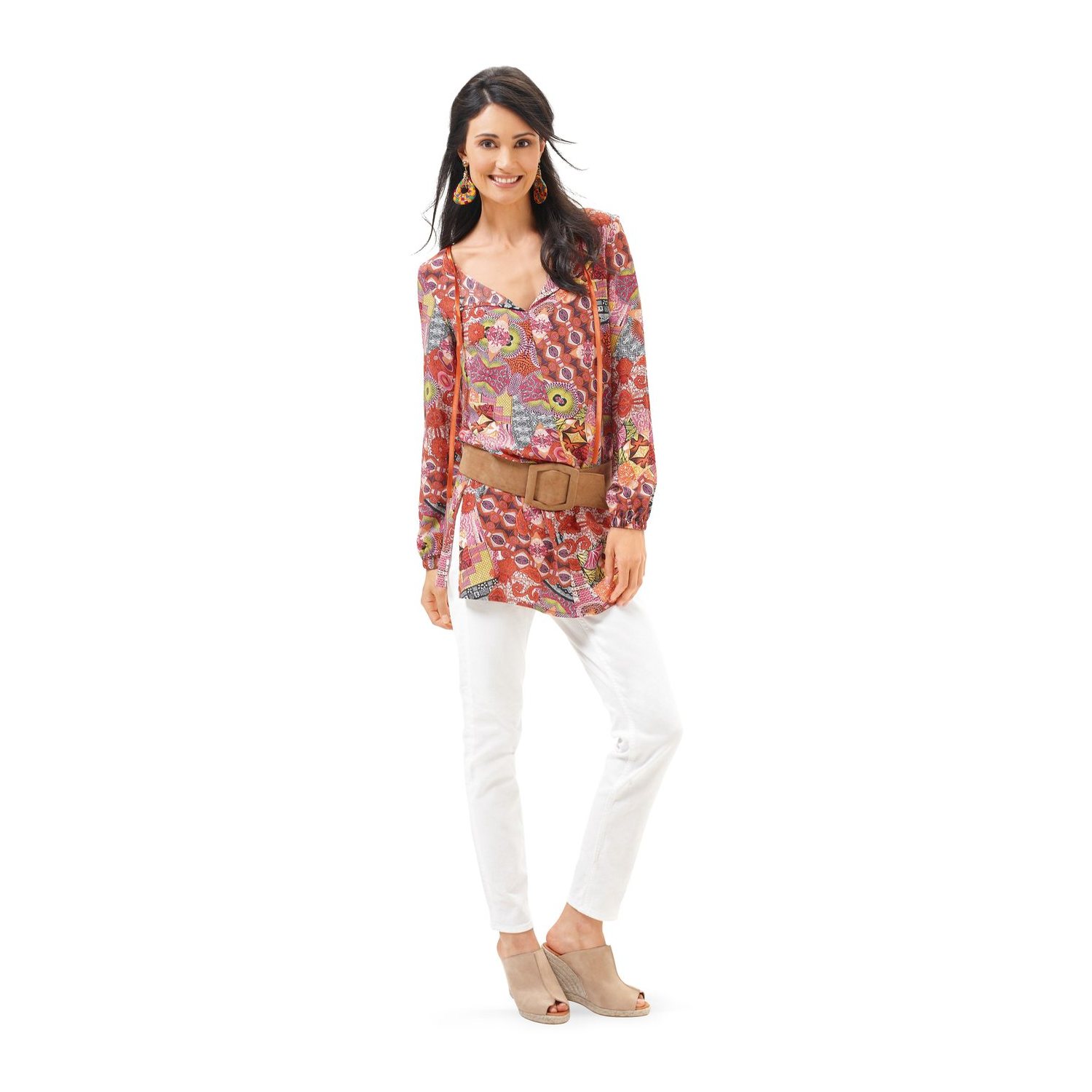 burda style Schnittmuster 6683: Tunika mit Schlitzausschnitt, Modellfoto 2