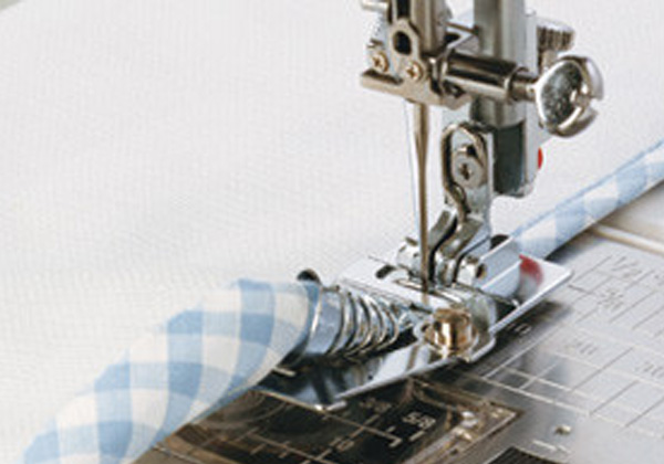 Janome Schrägbandeinfasser 'W' (9mm)