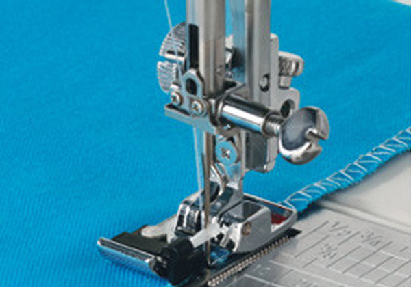 Janome Overlockfuß M 9 mm