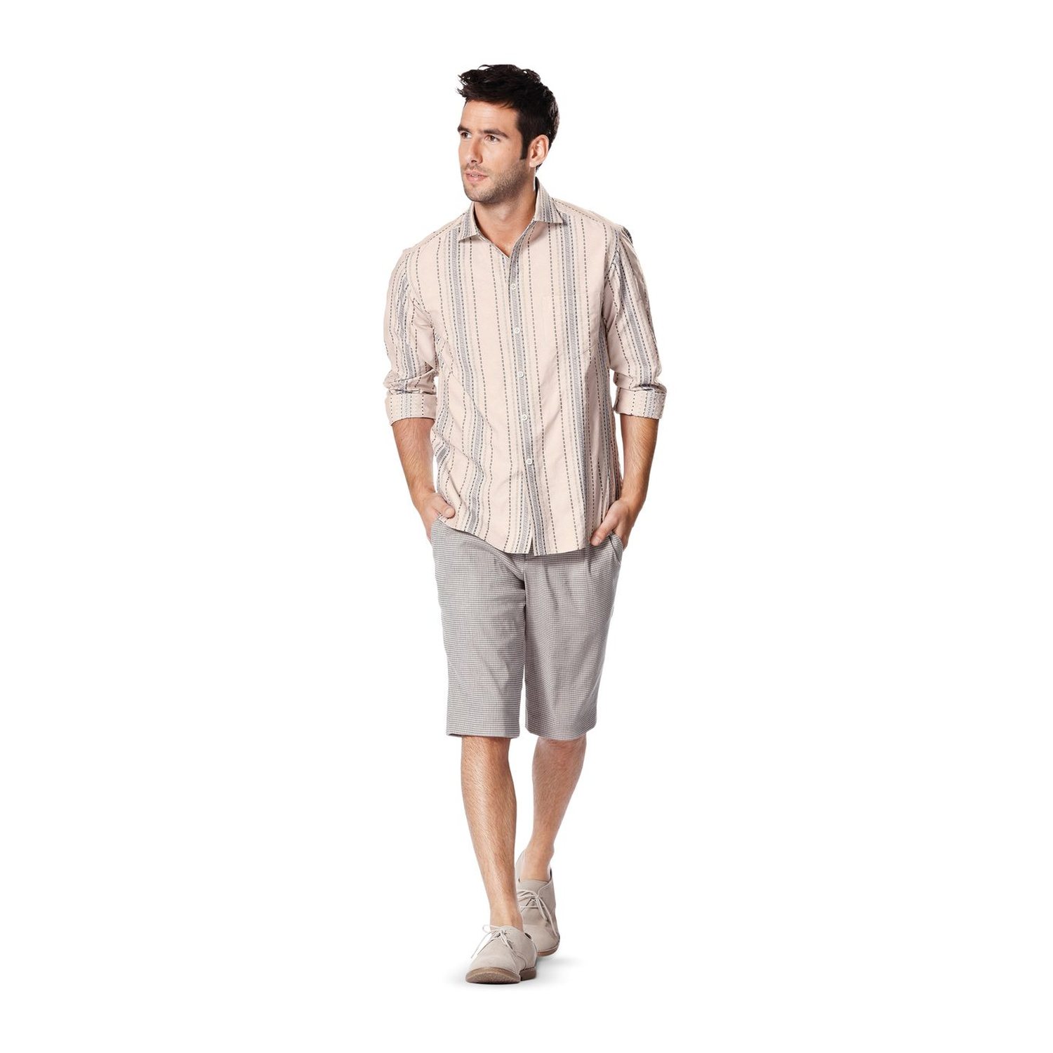 burda style Schnittmuster 7045: Herrenhemd mit drei Kragen, Modellfoto 2