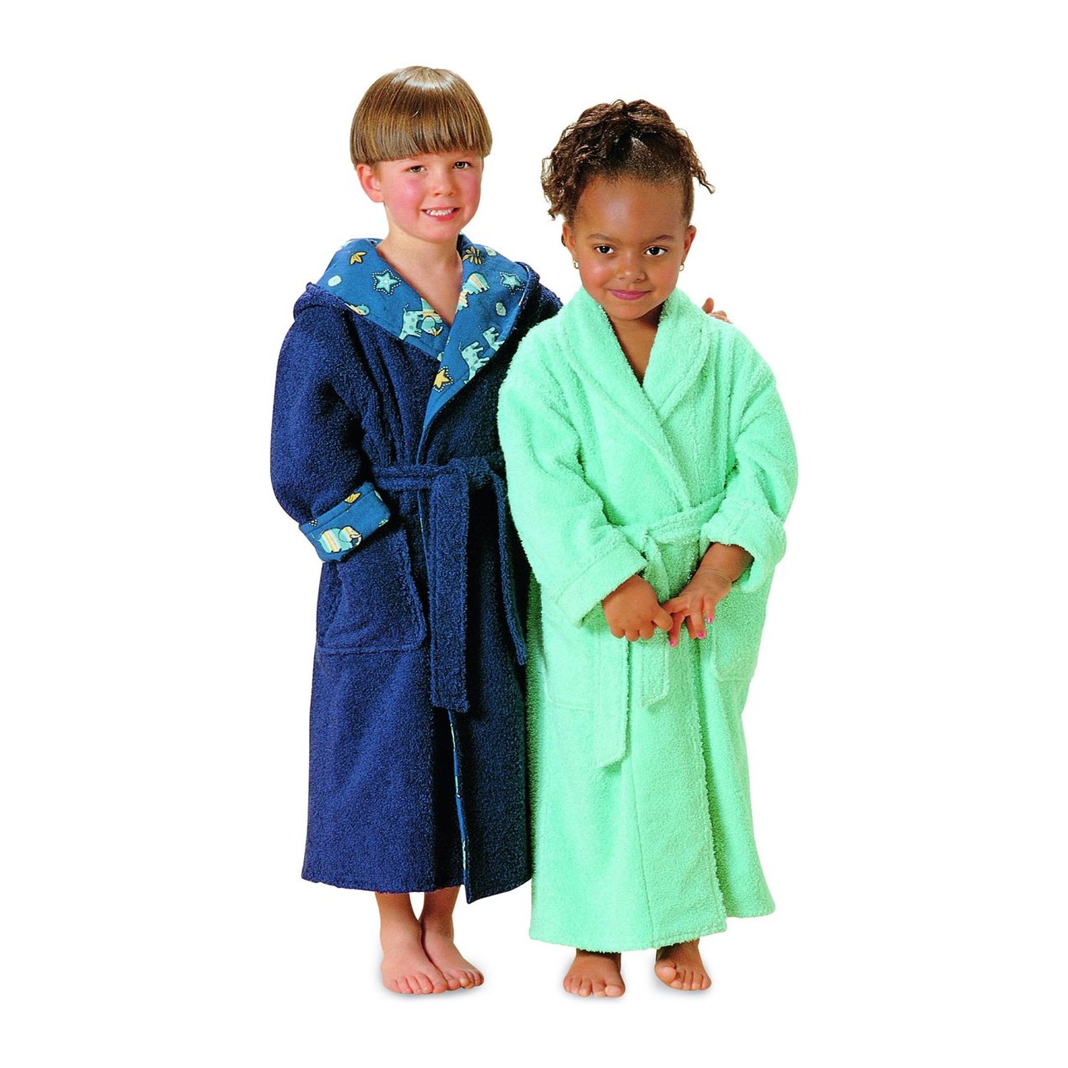burda style Schnittmuster 2662: Bademantel für Kinder, Modellfoto