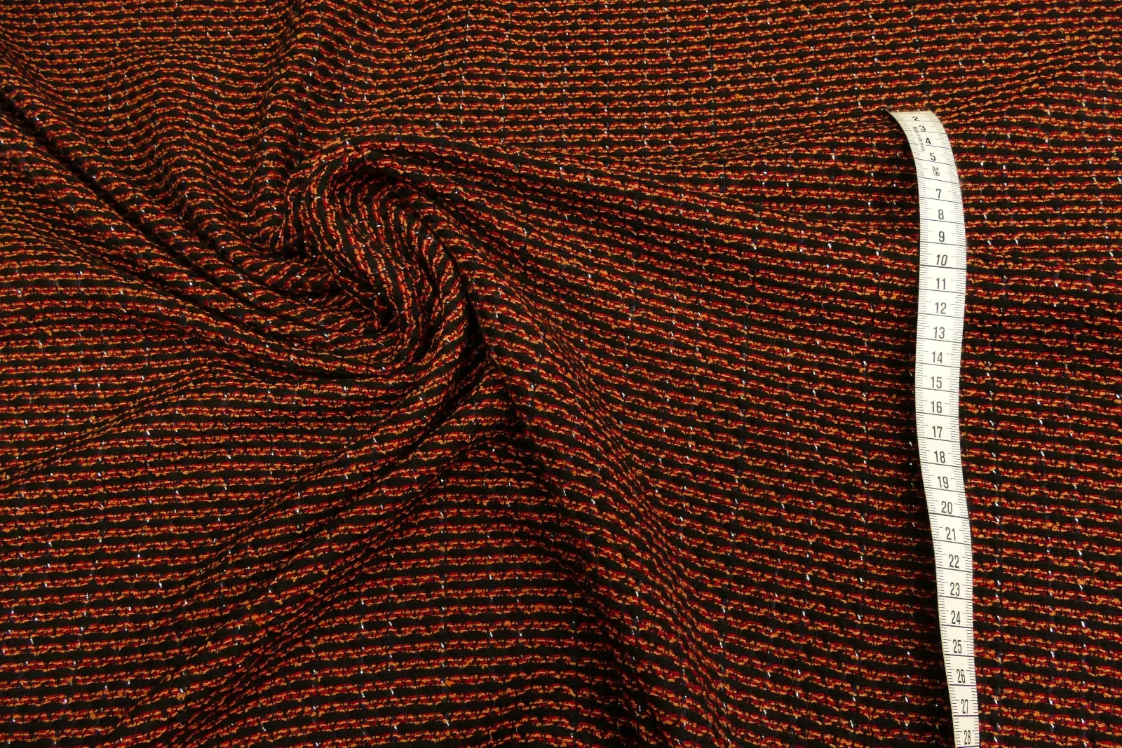 Boucle rot schwarz