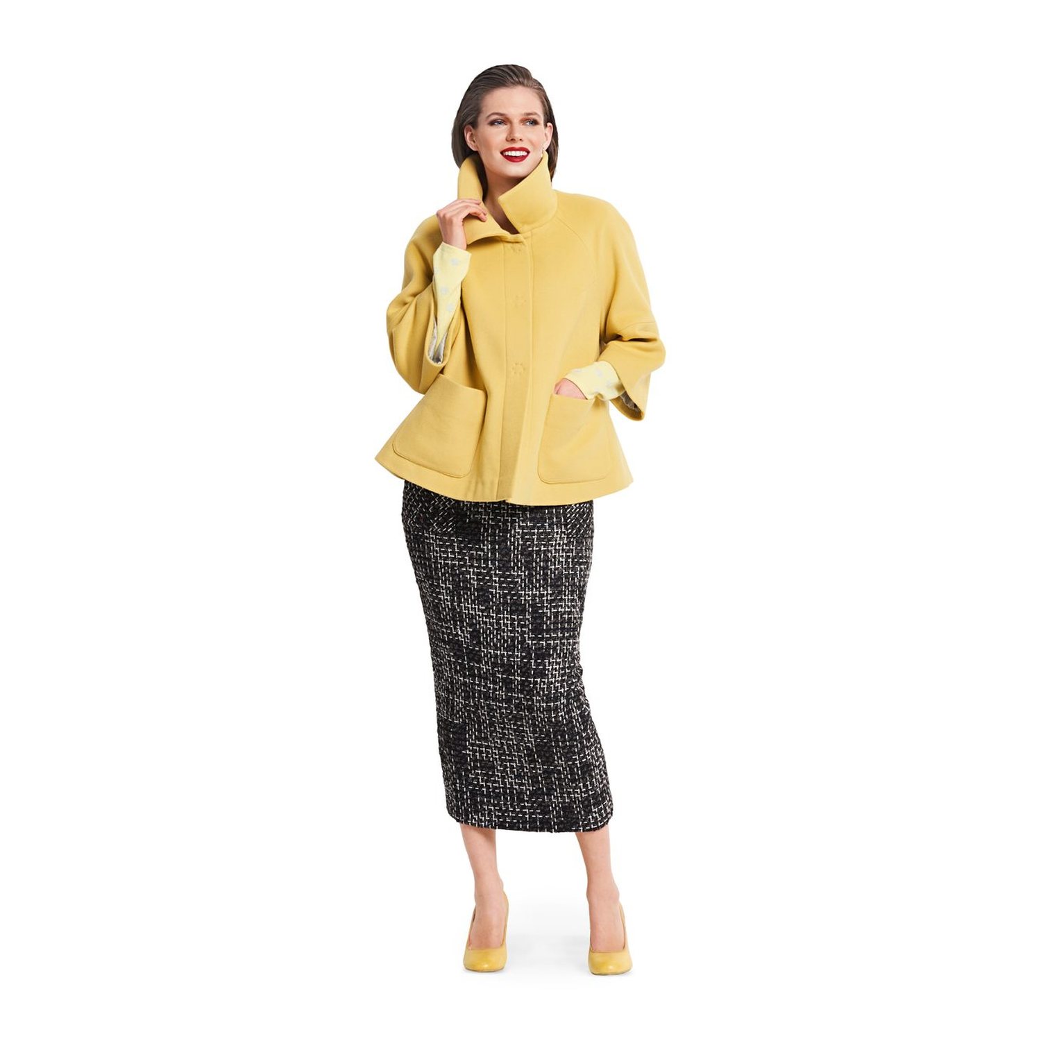 burda style Schnittmuster 6372: Kurzmantel und Jacke mit Raglanärmeln, Modellfoto 2