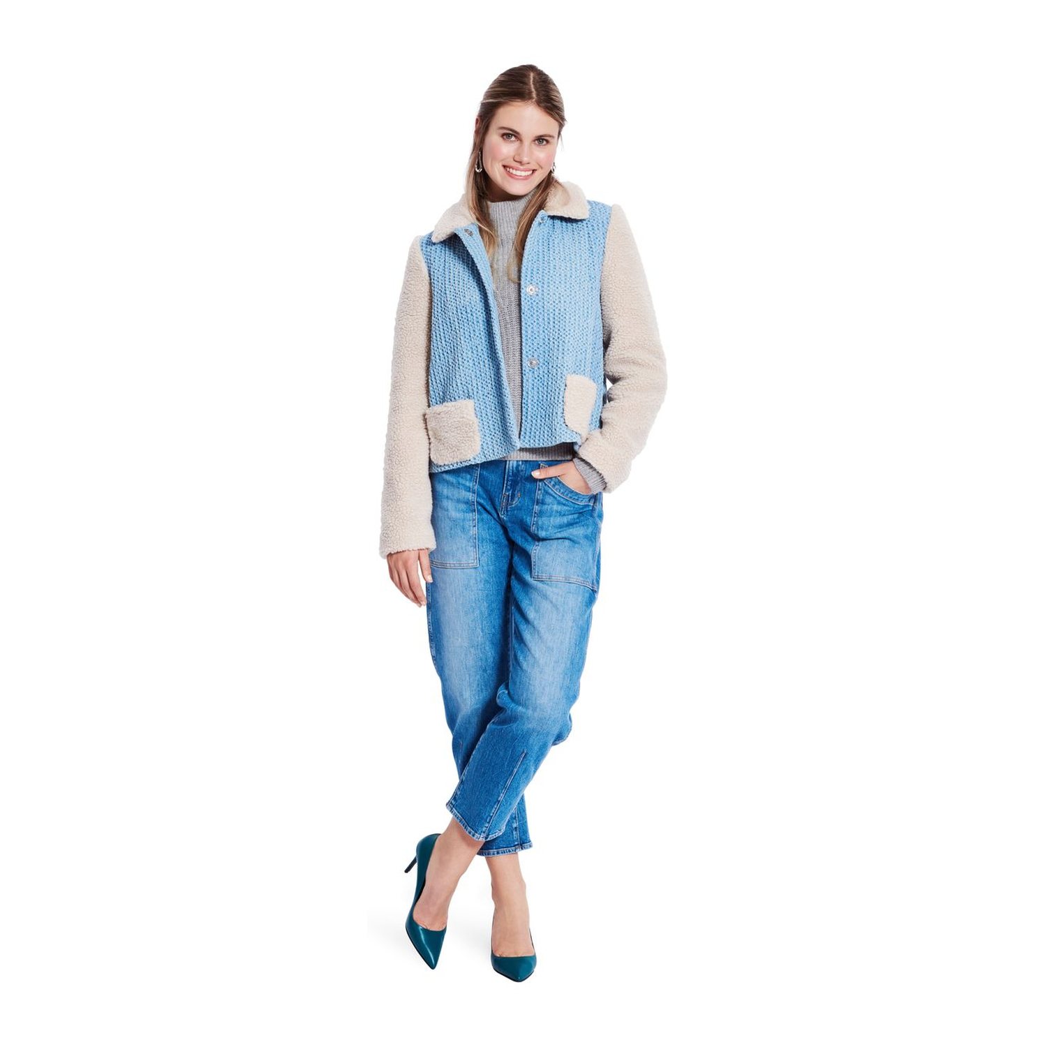 burda style Schnittmuster 5855: Jacken und Mantel zum Überziehen, Modellfoto 3