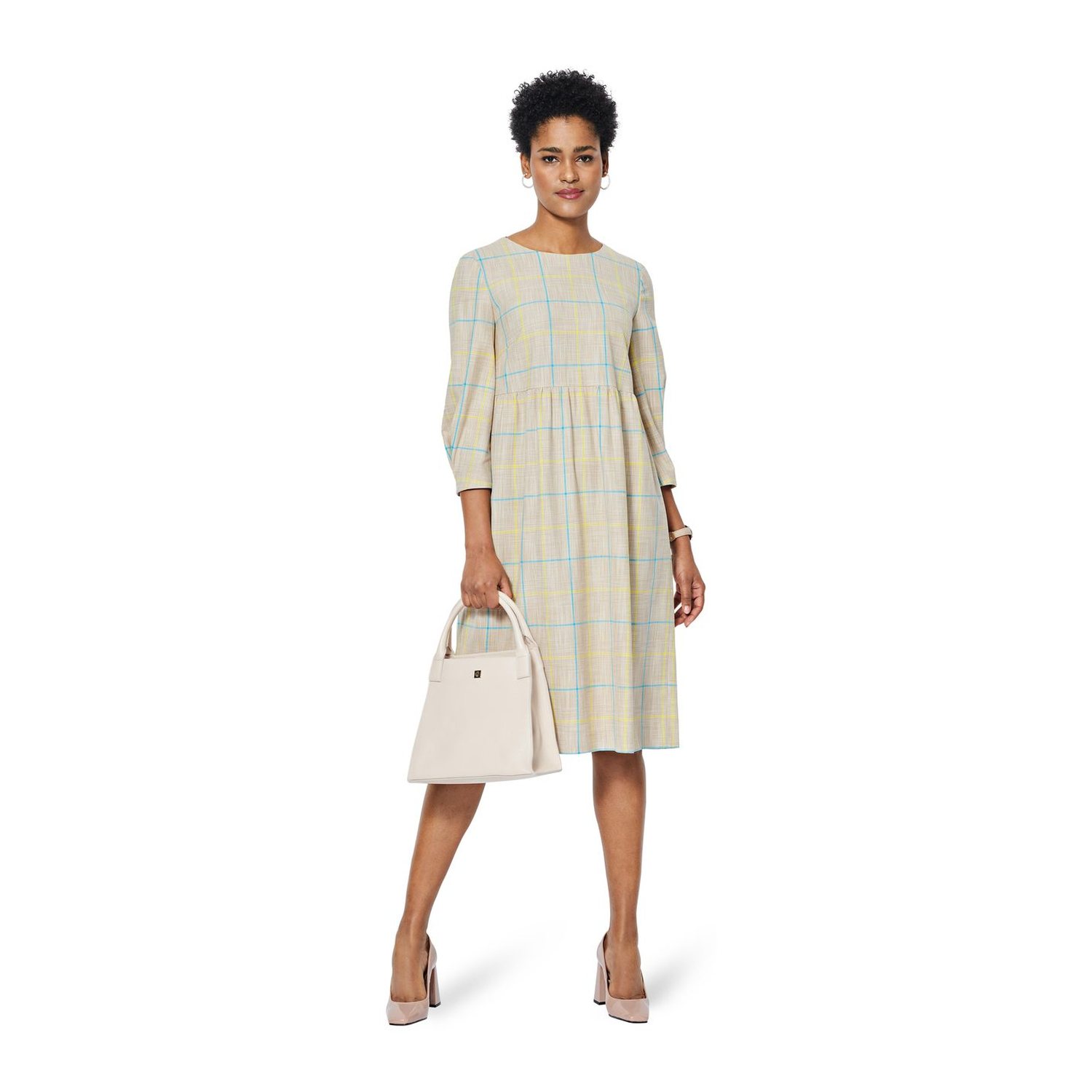 burda style Schnittmuster 5948: Kleid mit hoher Taille, Modellfoto 3
