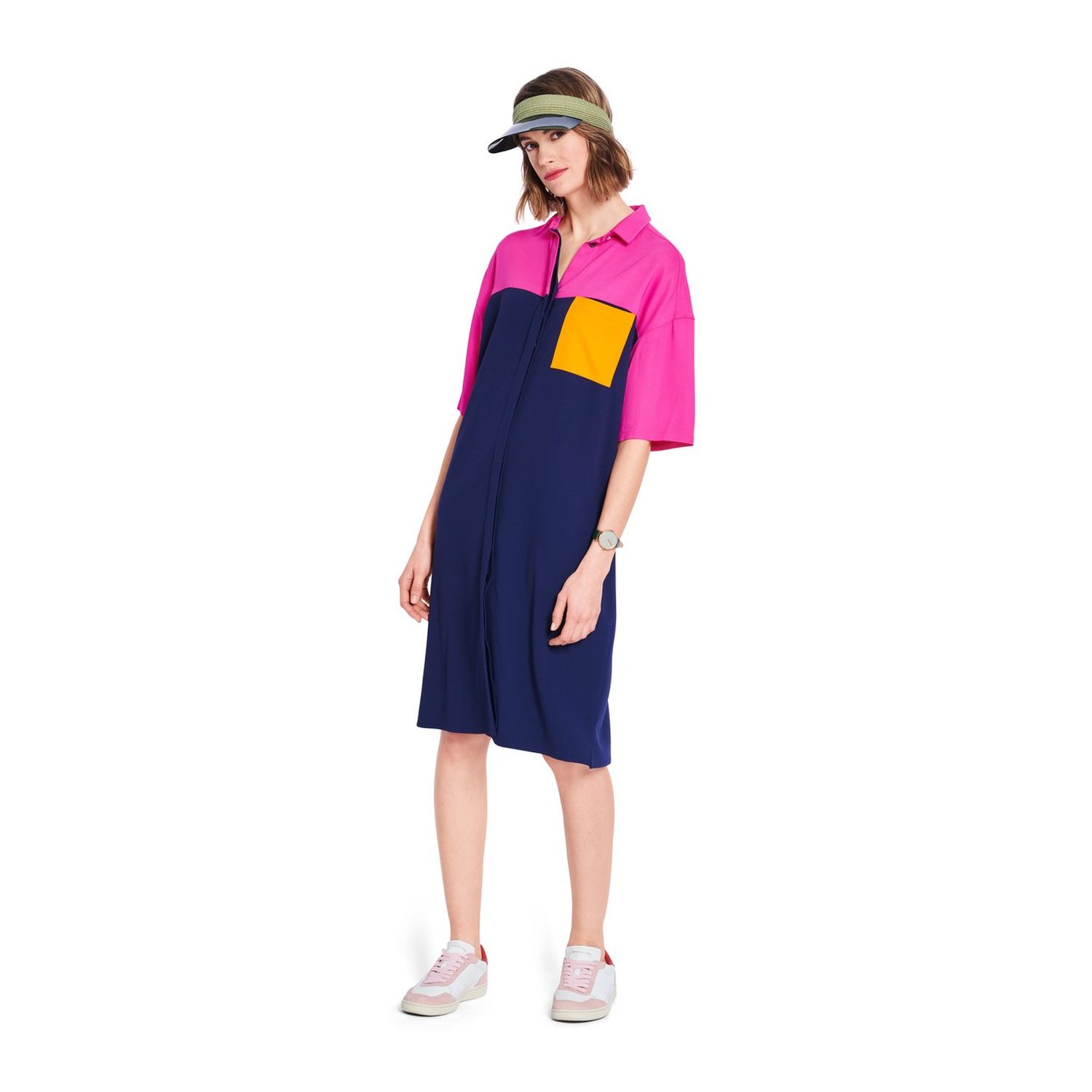 burda style Schnittmuster 5742: Hemdblusenkleid und Color-Blocking-Kleid, Modellfoto 3