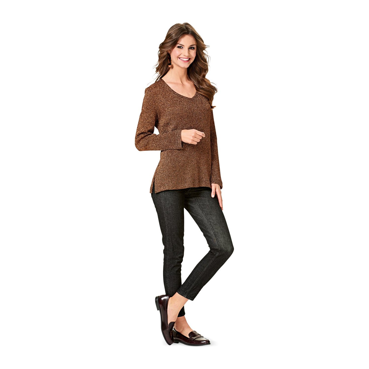 burda style Schnittmuster 6611: Basic-Shirt mit Seitenschlitzen, Modellfoto 3
