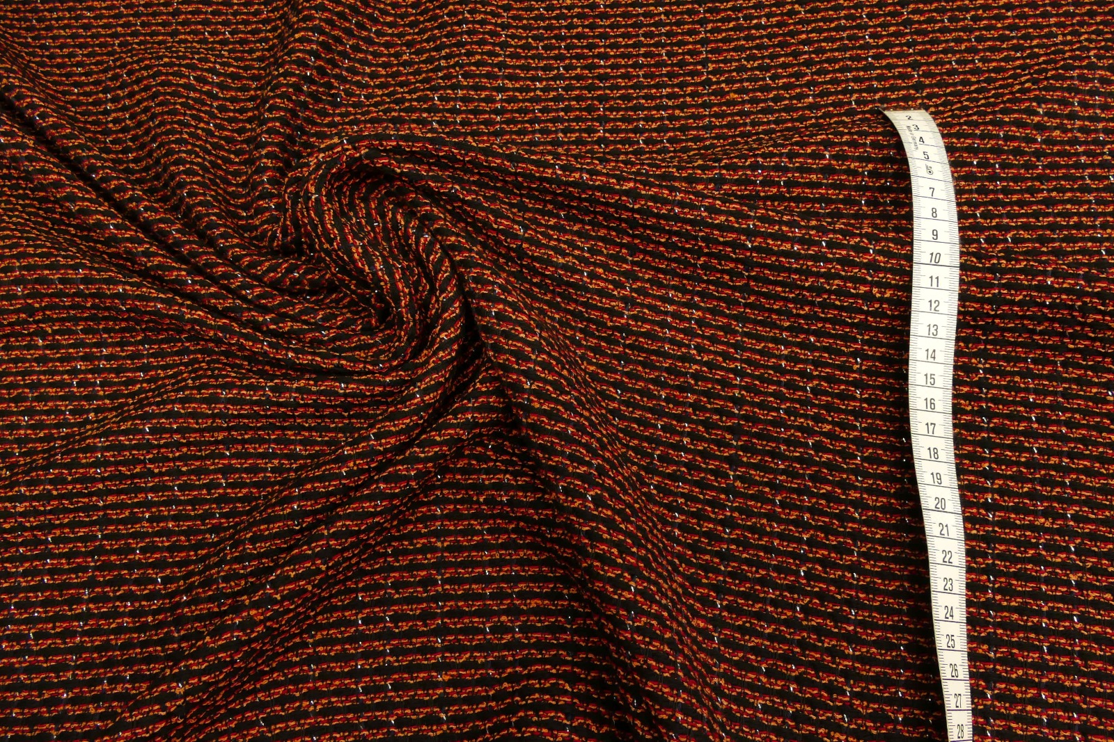 Boucle rot schwarz