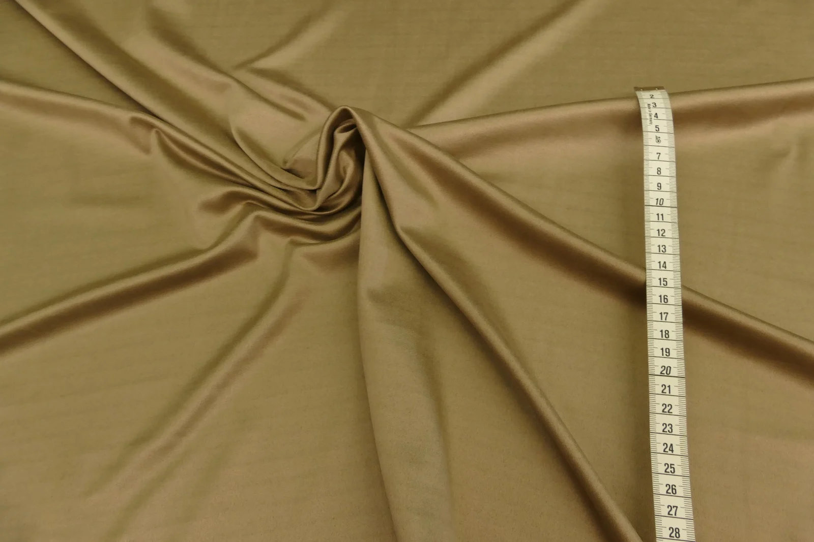 Velourstretch taupe