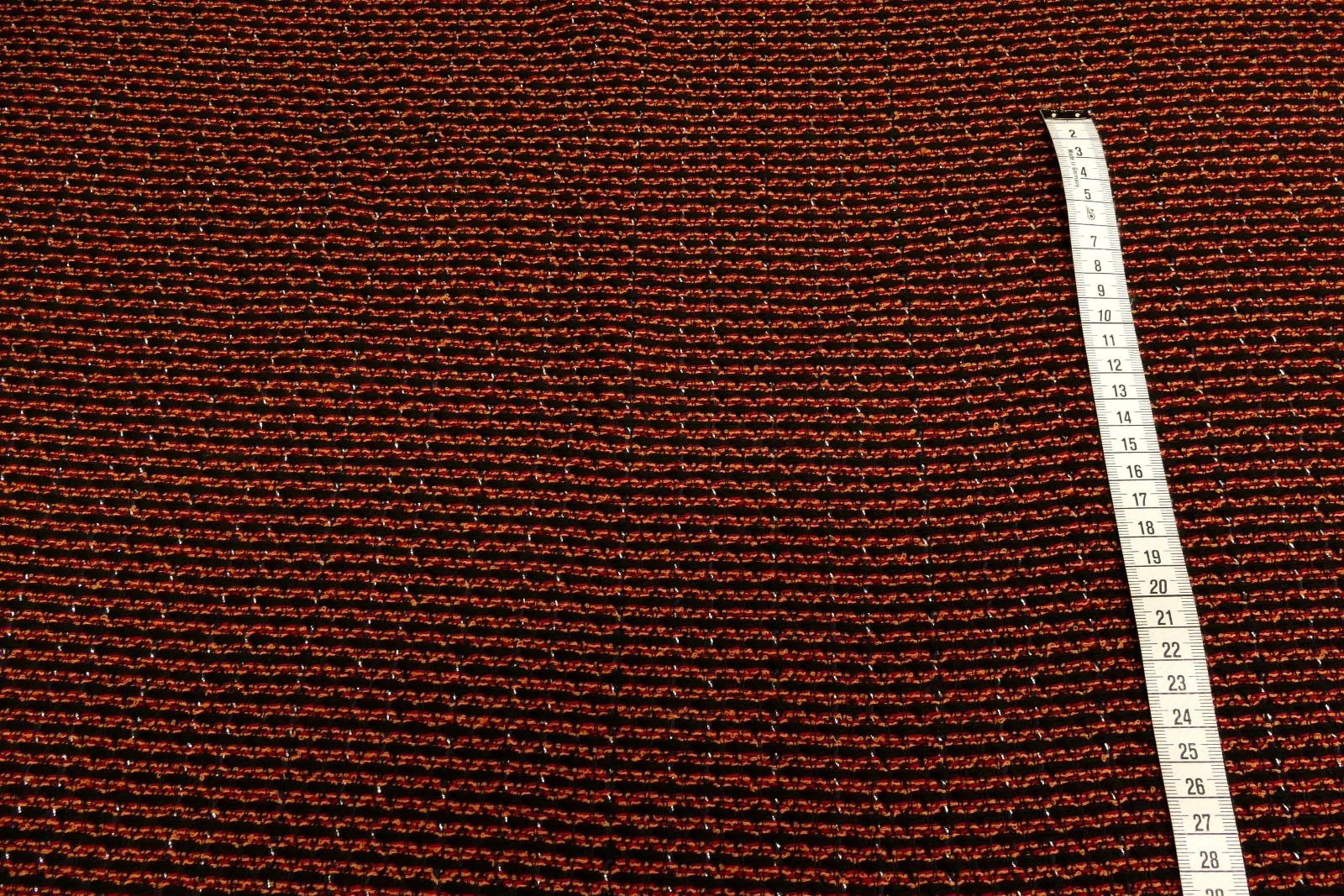 Boucle rot schwarz, Ansicht 2