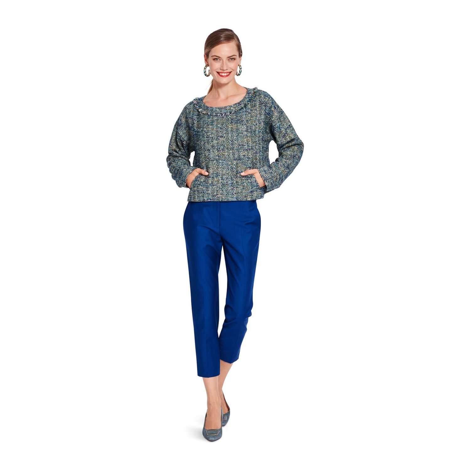 burda style Schnittmuster 5710: Pullover aus Bouclé, Modellfoto 3