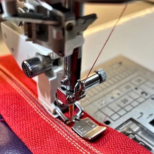 Janome Reißverschlussfuß ED für AcuFeed-Flex (schmal)