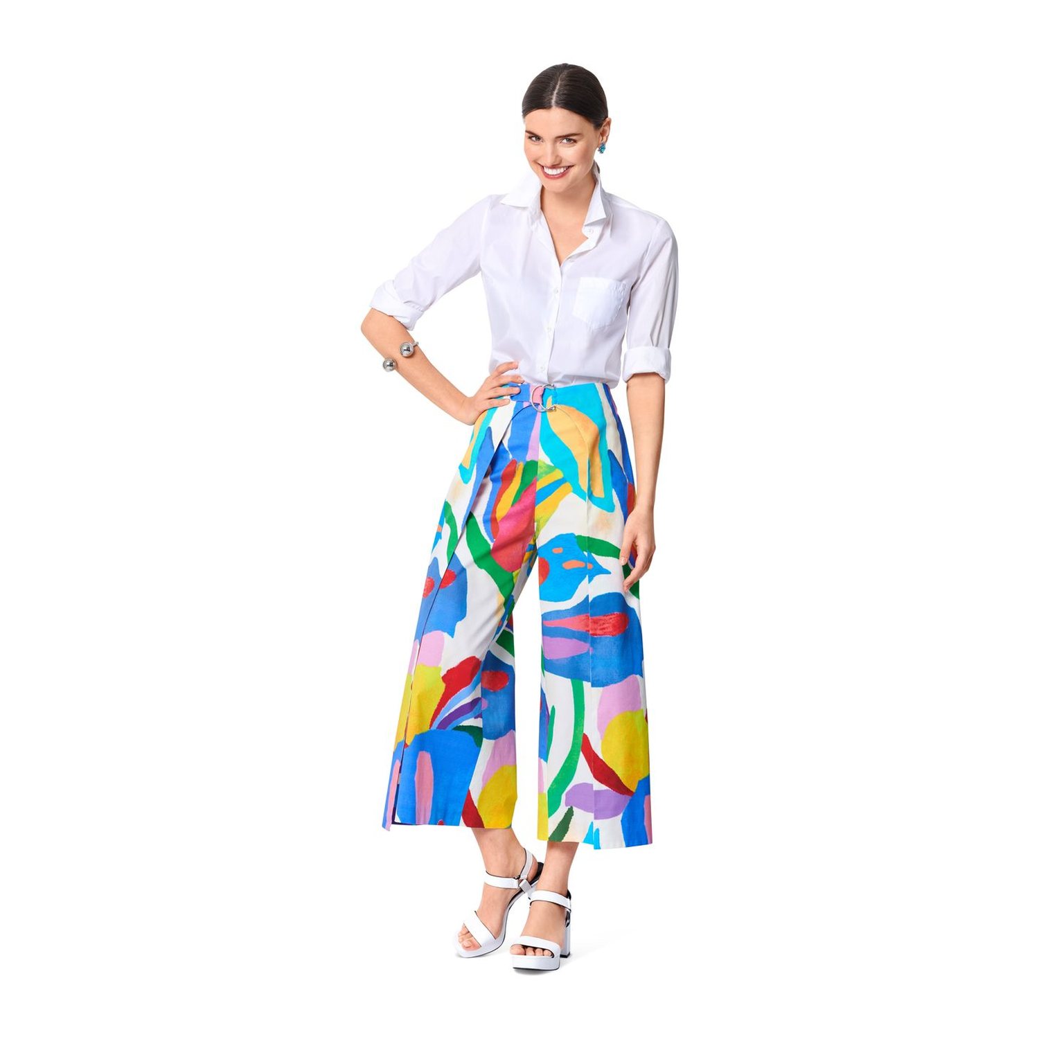 burda style Schnittmuster 6032: Culotte mit Zierverschluss, Modellfoto 2