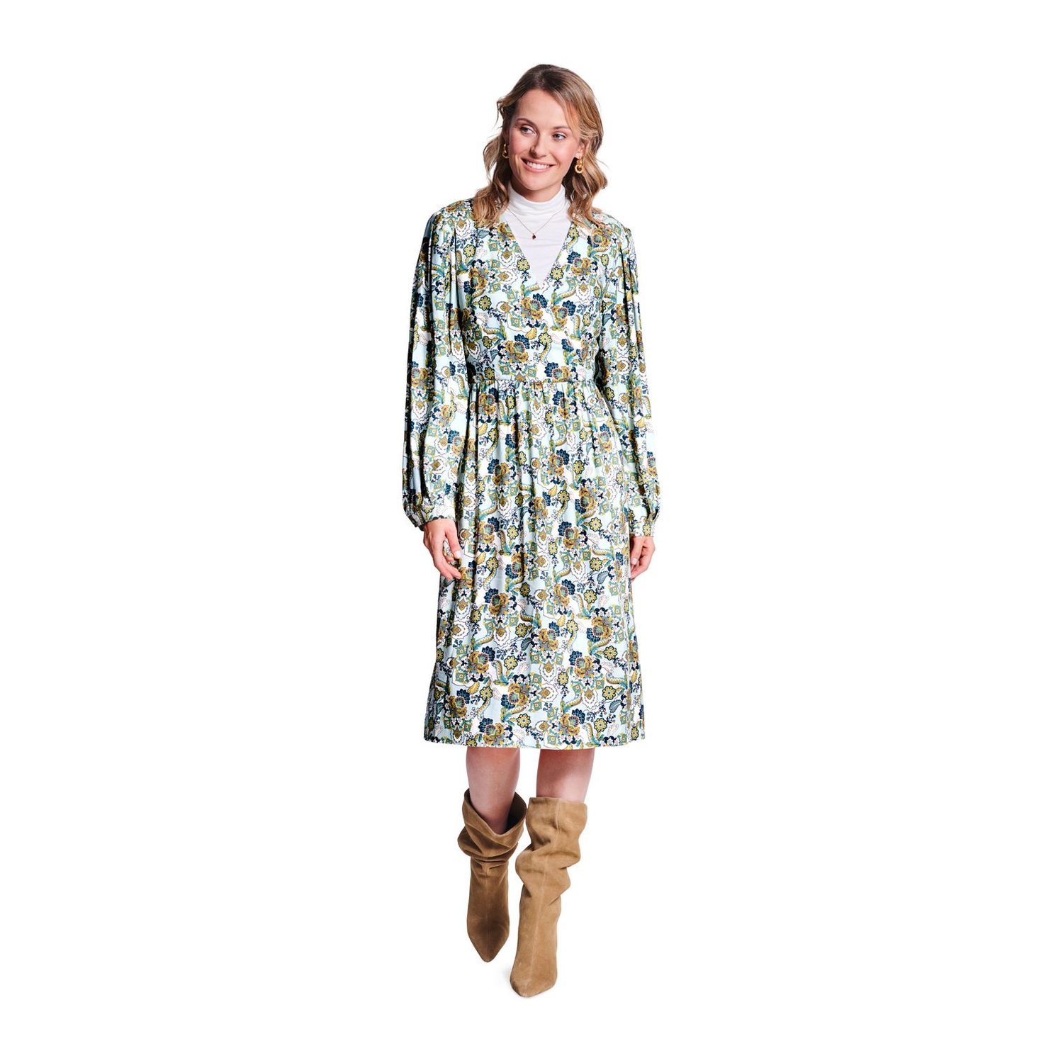 burda style Schnittmuster 5784: Kleider mit voluminösen Ärmeln, Modellfoto 2