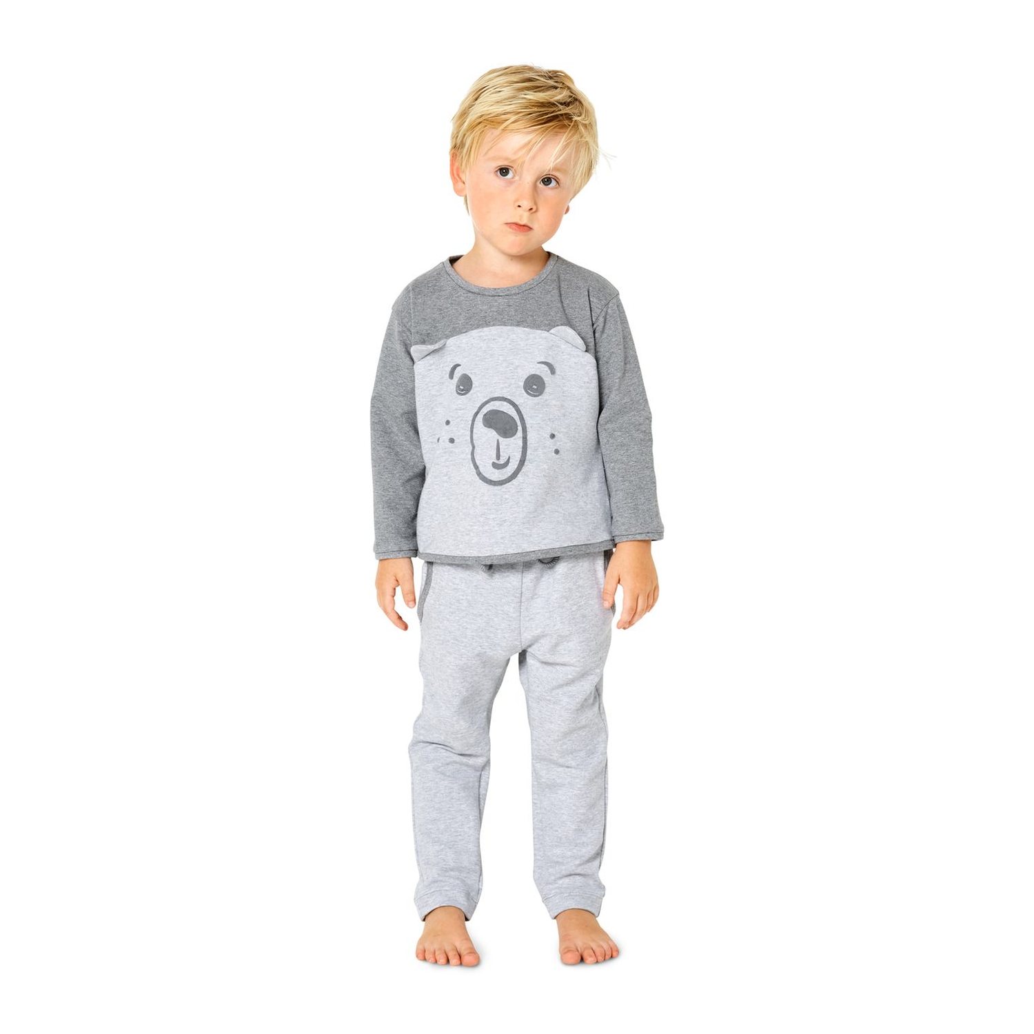 burda style Schnittmuster 9326: Kinderpyjama mit Bärengesicht, Modellfoto 2