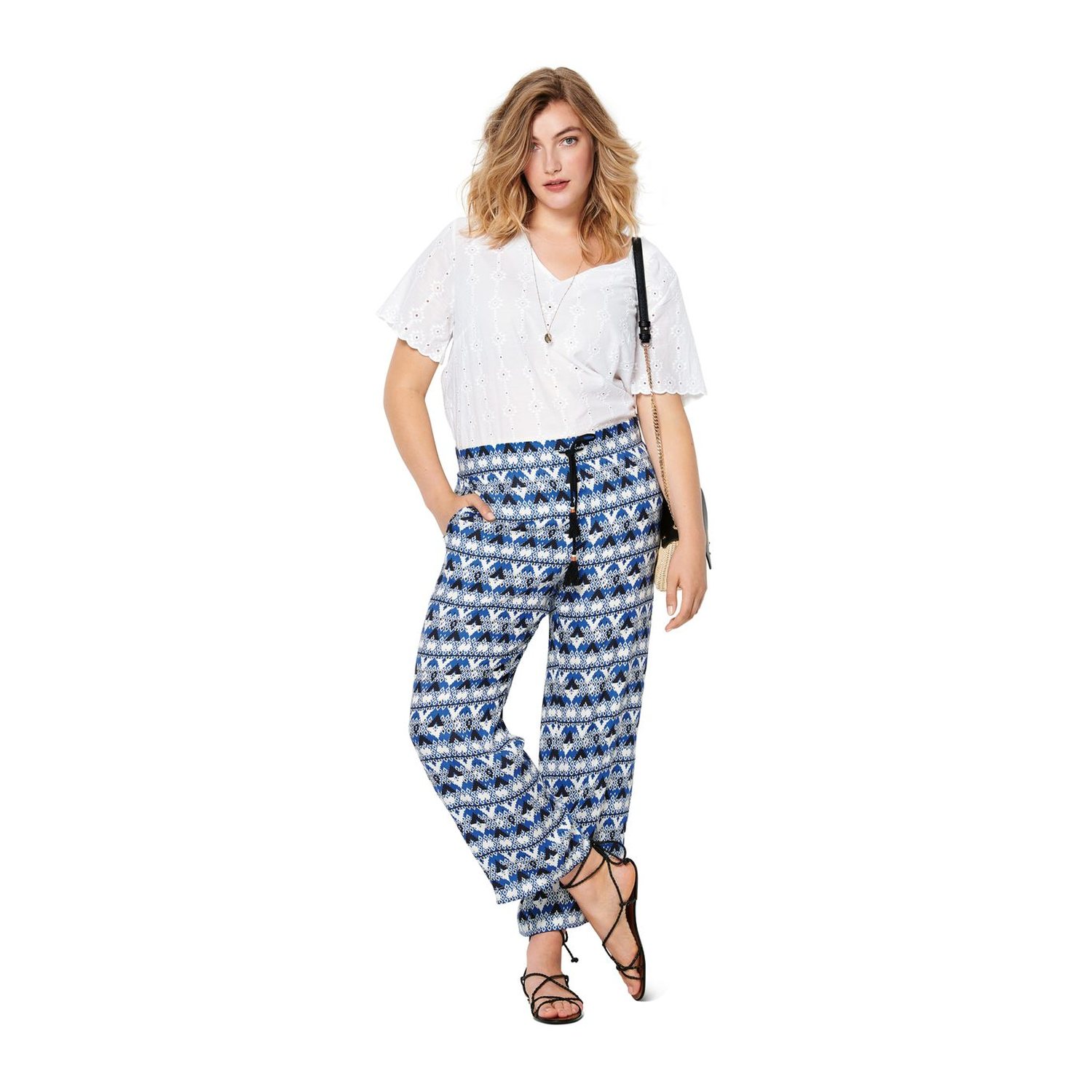 burda style Schnittmuster 6218: Luftige Hose mit Bindeband, Modellfoto 2
